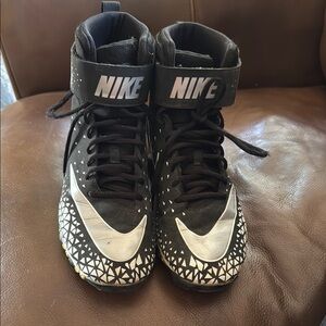 Nike Force Savage Shark Football Cleats - High-Tops - Men’s size 10
